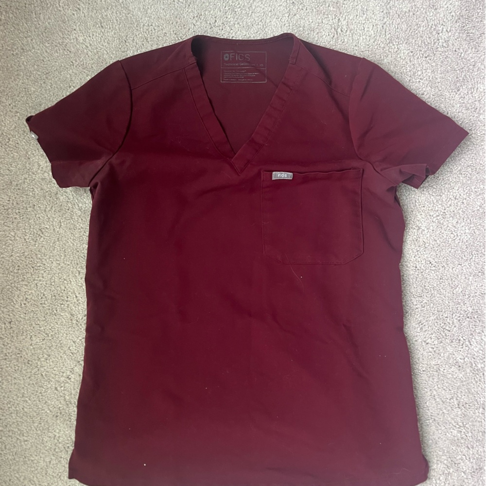 Figs Burgundy Catarina Scrub Top